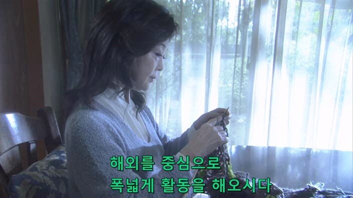 자기 가족을 죽인 남자와 33년 만에 조우한 여자_42.jpg