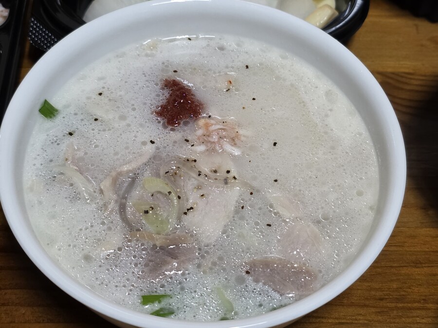 먹짤) 오늘 저녁은 국밥!_3.jpg