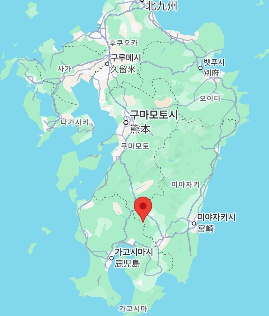일본)큐슈 남부 신모에다케 화산 분화_2.jpg