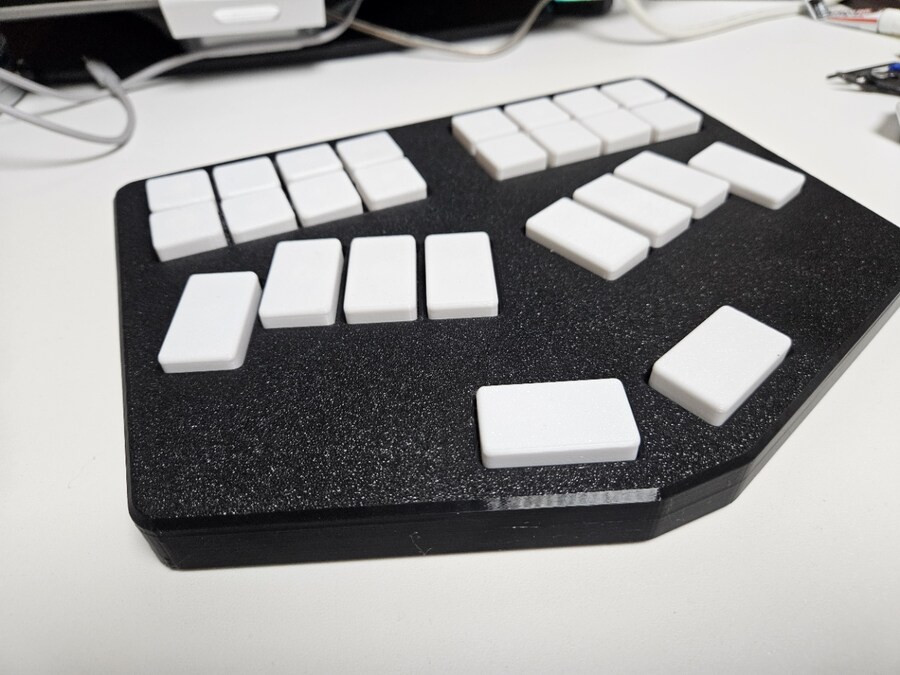 지금까지 만든 디맥용 컨트롤러 변천사_4.jpg