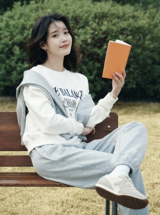 뉴발란스 새 사진_3.jpg