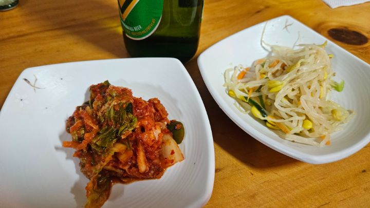 관악산 등산후 땅이네서 두부김치등_1.jpg