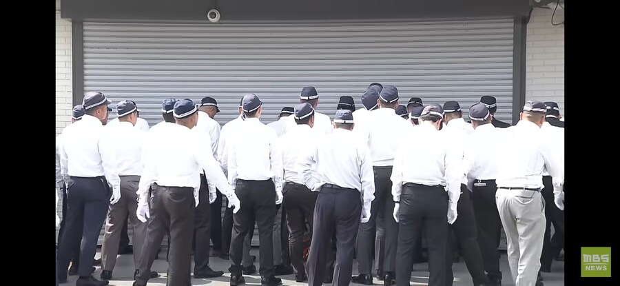 일본)우와... 진짜 누가 조폭인지 모르겠군..._1.jpg