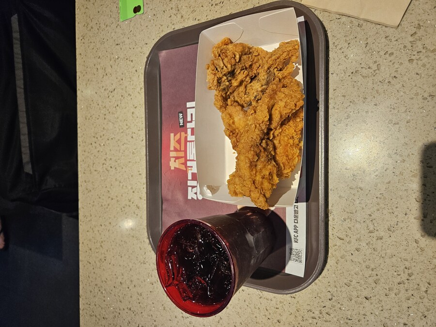 갓나온 KFC치킨 드셔보셨나요?_3.jpg