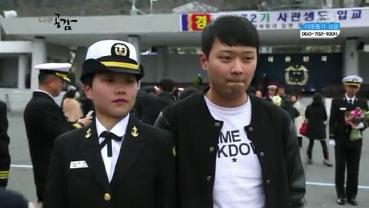 오빠랑 닮아서 싫은 여군_2.jpg
