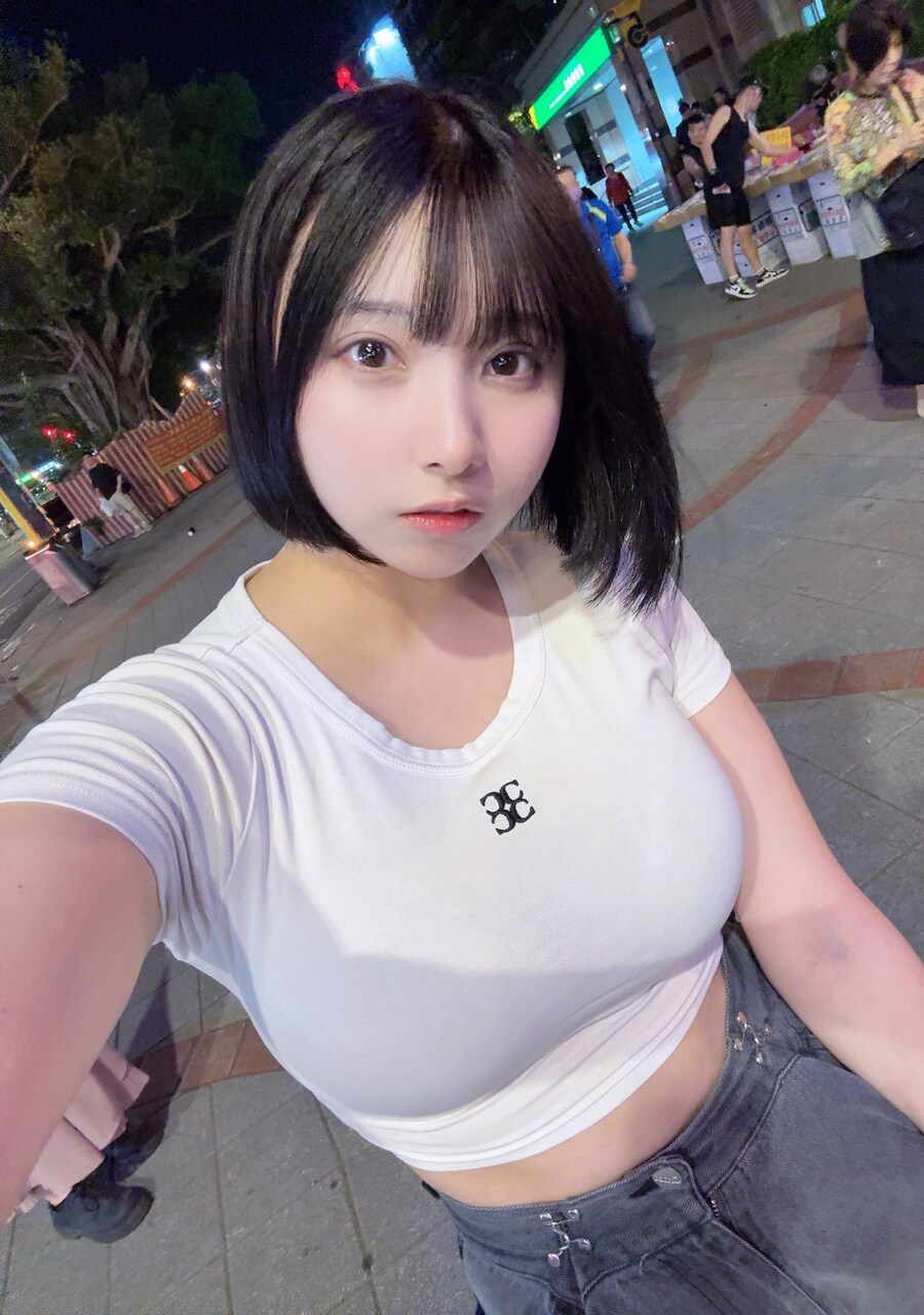 내가_가슴짤을올려야만하는이유_1.jpg