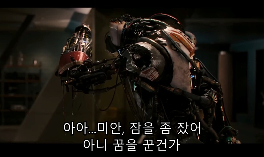 영화) 울트론이 바라본 "우리 시대의 평화"_47.jpg