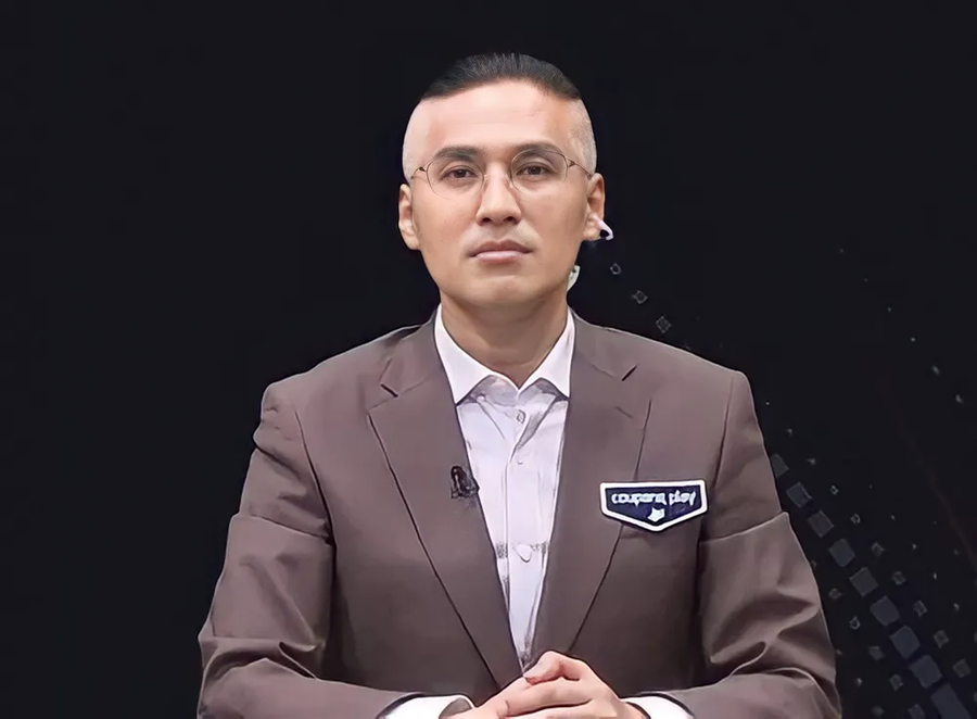 F1) "실버스톤의 포디움에는 몇번이나 서보셨죠?"_1.webp