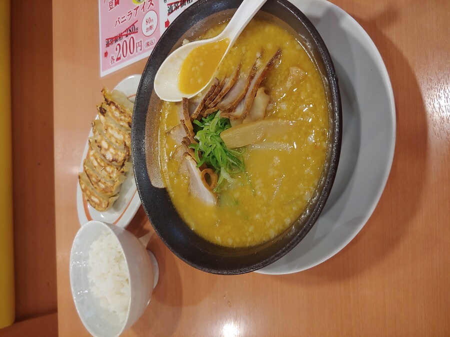 일본 워홀 1일차 딘앤델루카 제빵디저트와 라멘 중화소바 고라쿠엔(행락원幸楽苑)_16.jpg