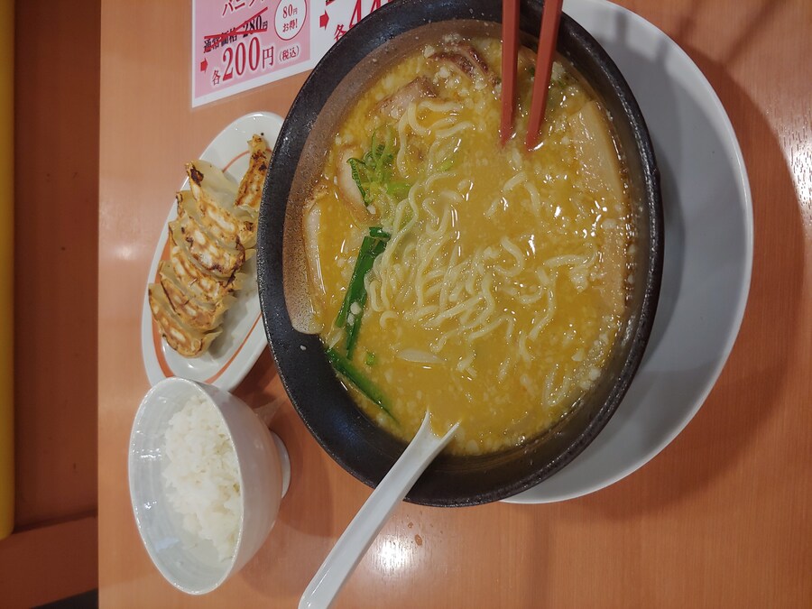 일본 워홀 1일차 딘앤델루카 제빵디저트와 라멘 중화소바 고라쿠엔(행락원幸楽苑)_17.jpg