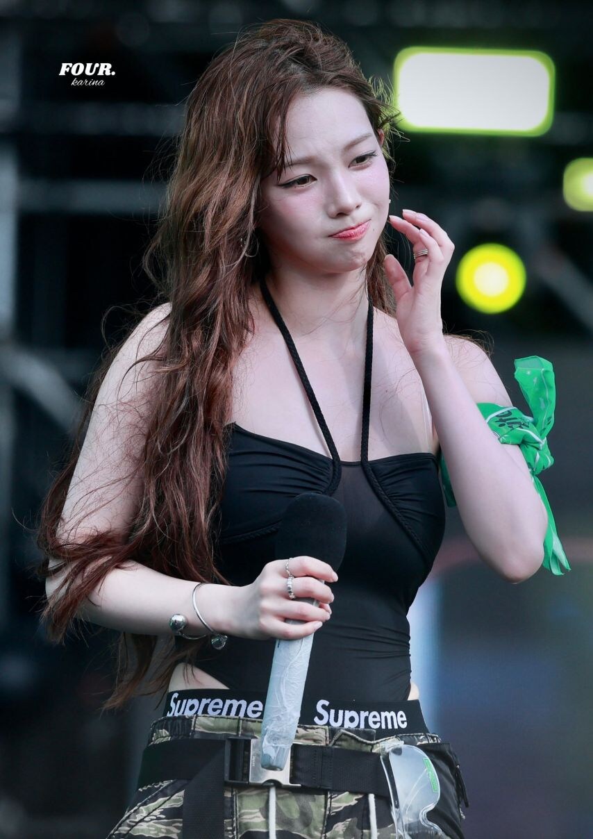 카리나 솔직히 예쁘지않음? 고백할까_3.jpg