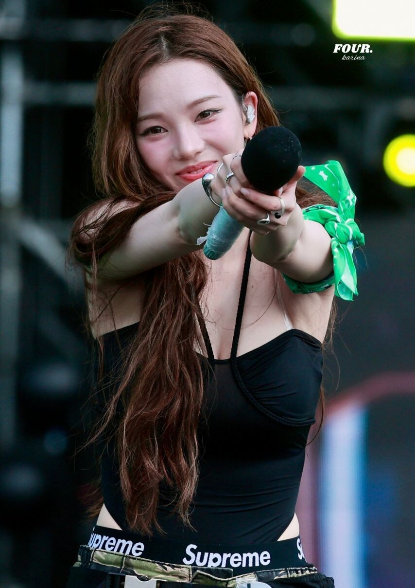 카리나 솔직히 예쁘지않음? 고백할까_4.jpg