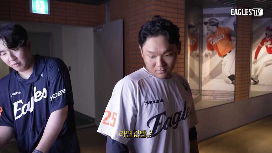 대전 고기집 가면 자기이름대고 라면먹으라는 야구선수_9.png