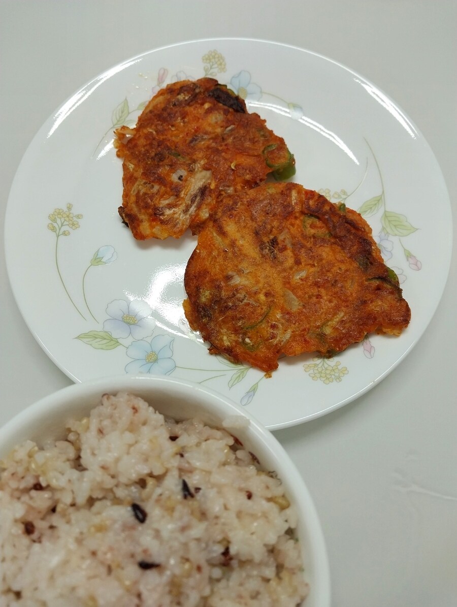 집밥-김치전 백반_4.jpg