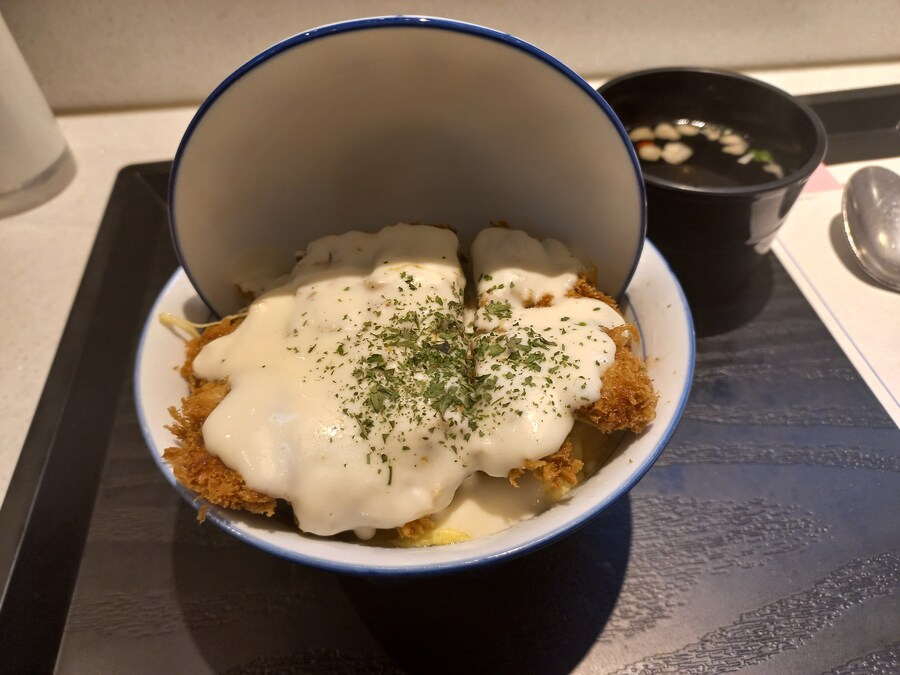 돼지 유게이 배고프다.._8.jpg