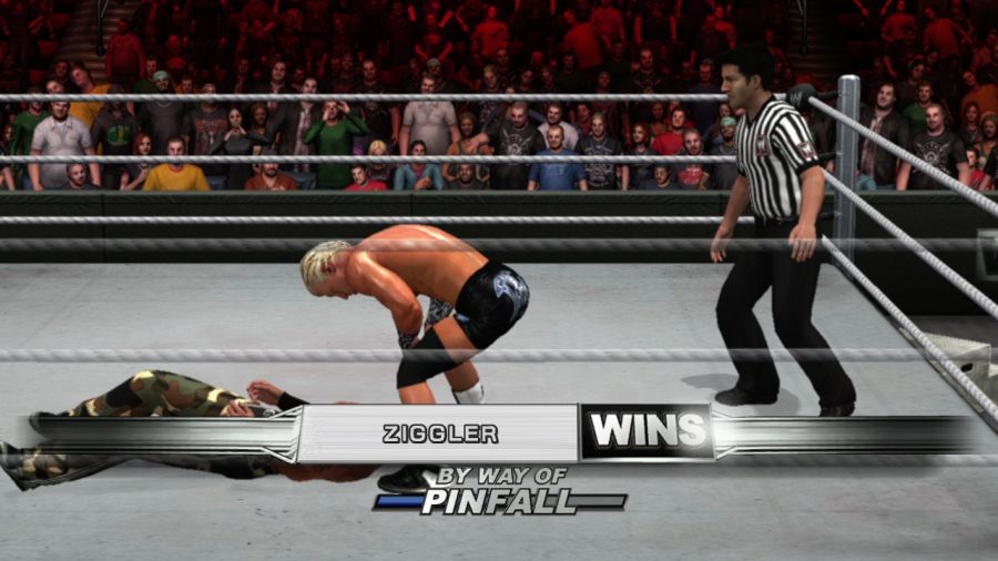 [레슬링게임]WWE 스맥다운vs로우 2011_12.jpg