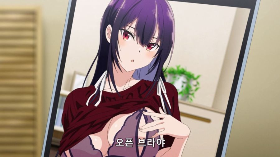 [입어주세요타카미네양]셀카를 찍어서 남자에게 전송을 하는 여자_2.jpg