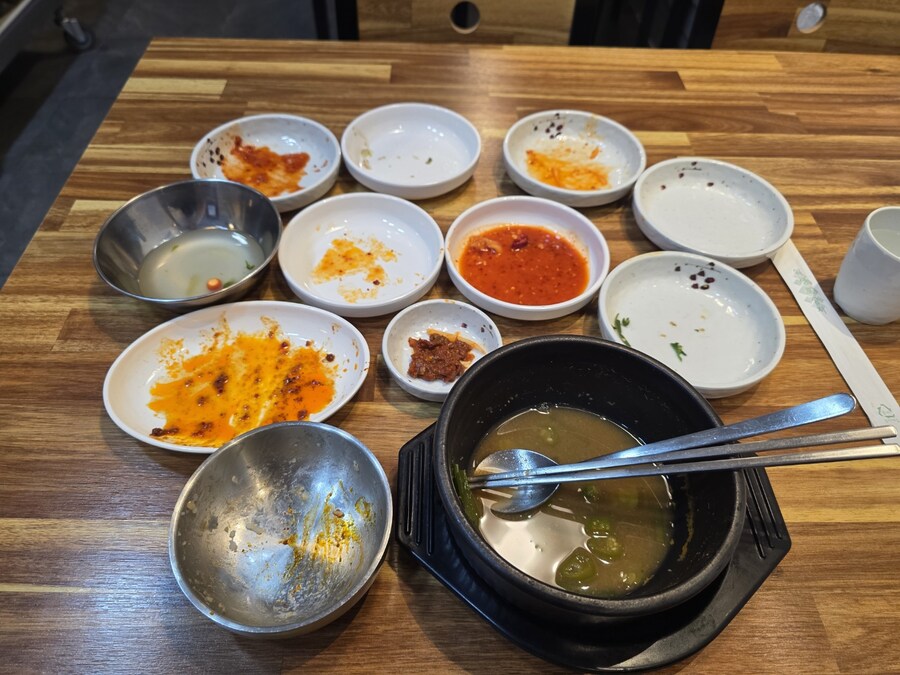 부산 동네 9천원 제육백반_3.png