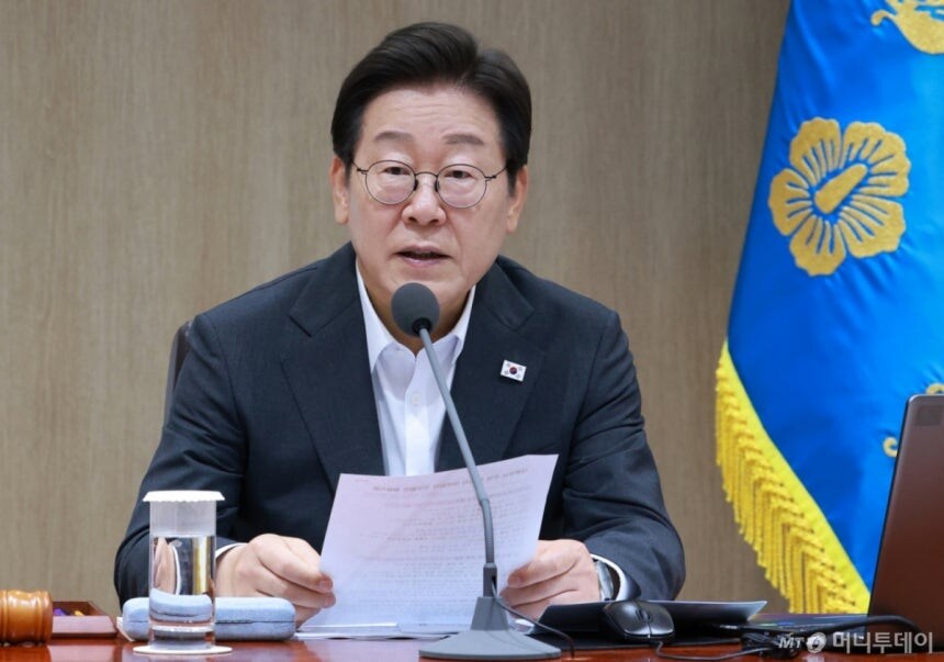 60% 넘어 계속 오르는 이재명 대통령 지지율…이유는?_1.jpg