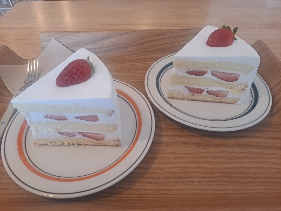 레밍턴, 딸기생크림케이크 🍓🍰_4.jpg