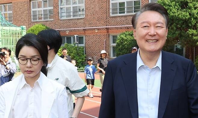 속보) 재구속 윤석열... 악재 와중 호재 떴다...jpg_1.jpg