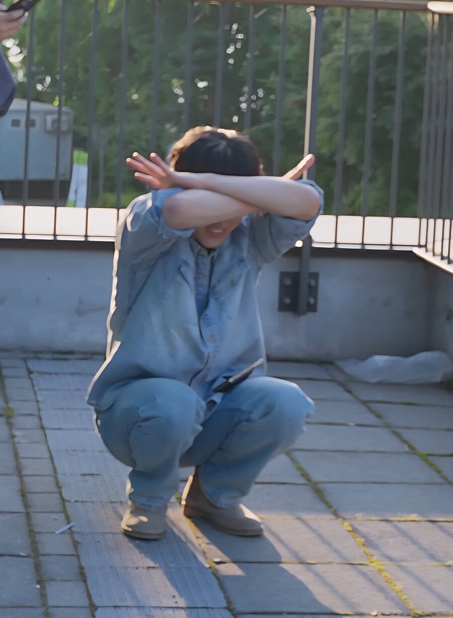 헬로키티 그림자 따라했지만 콩이 되어버린 연예인 .jpg_1.jpg