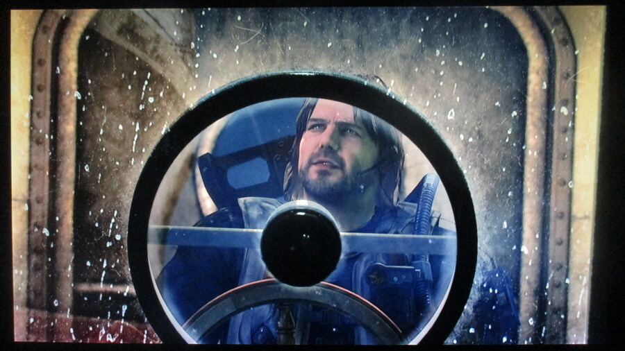 바이오하자드 레벌레이션스_6.jpg