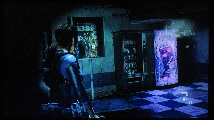 바이오하자드 레벌레이션스_21.jpg