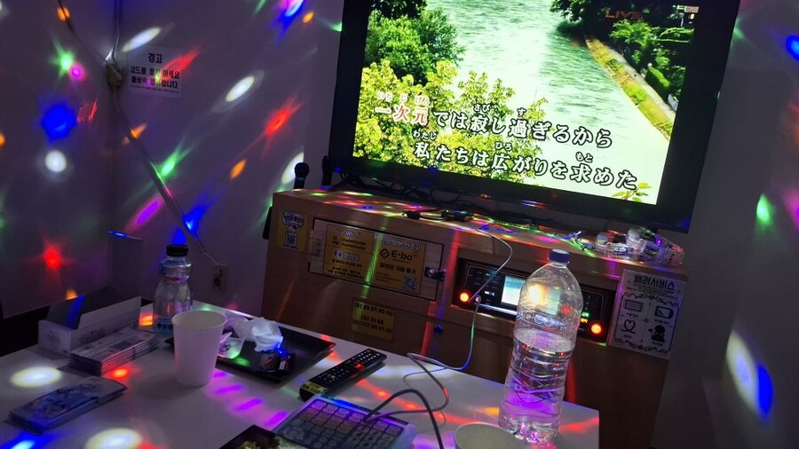 버튜버) 극성 스콘부인 친구가 지금 하는거_1.jpg