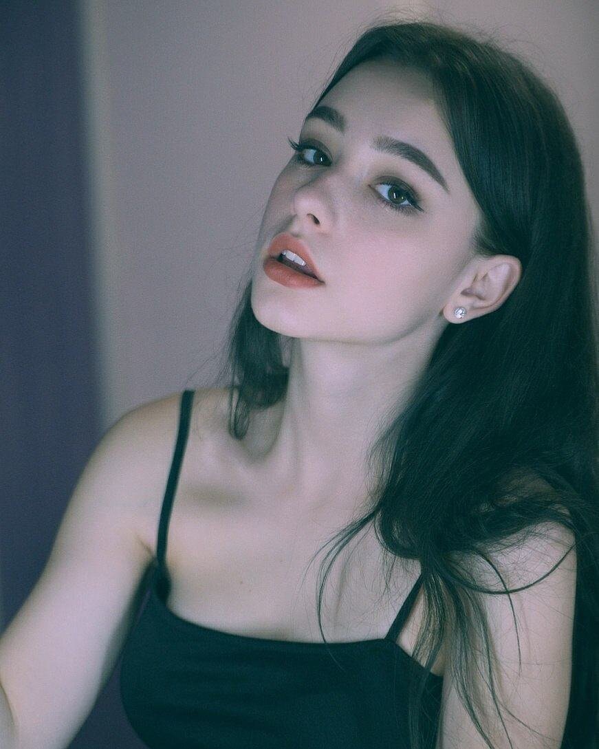 너네 러시아 여인들이 예쁜 이유가 뭔지 알아?_1.jpg
