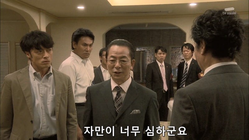 국가기밀을 팔아서 돈 좀 벌었다고 사람을 죽이다니_13.jpg