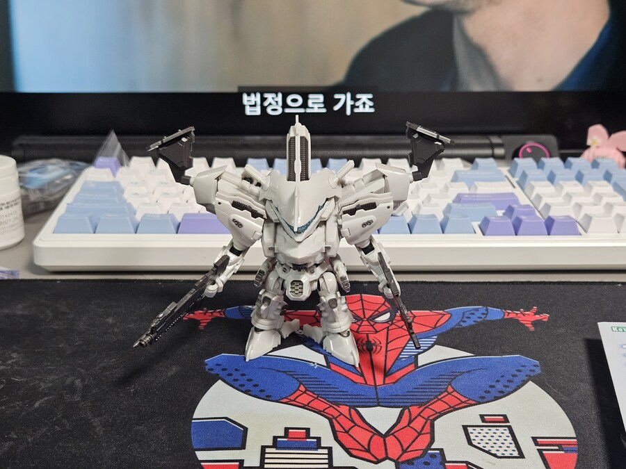 오랜만에 올려봅니다. SD 아머드코어 부분도색_1.jpg
