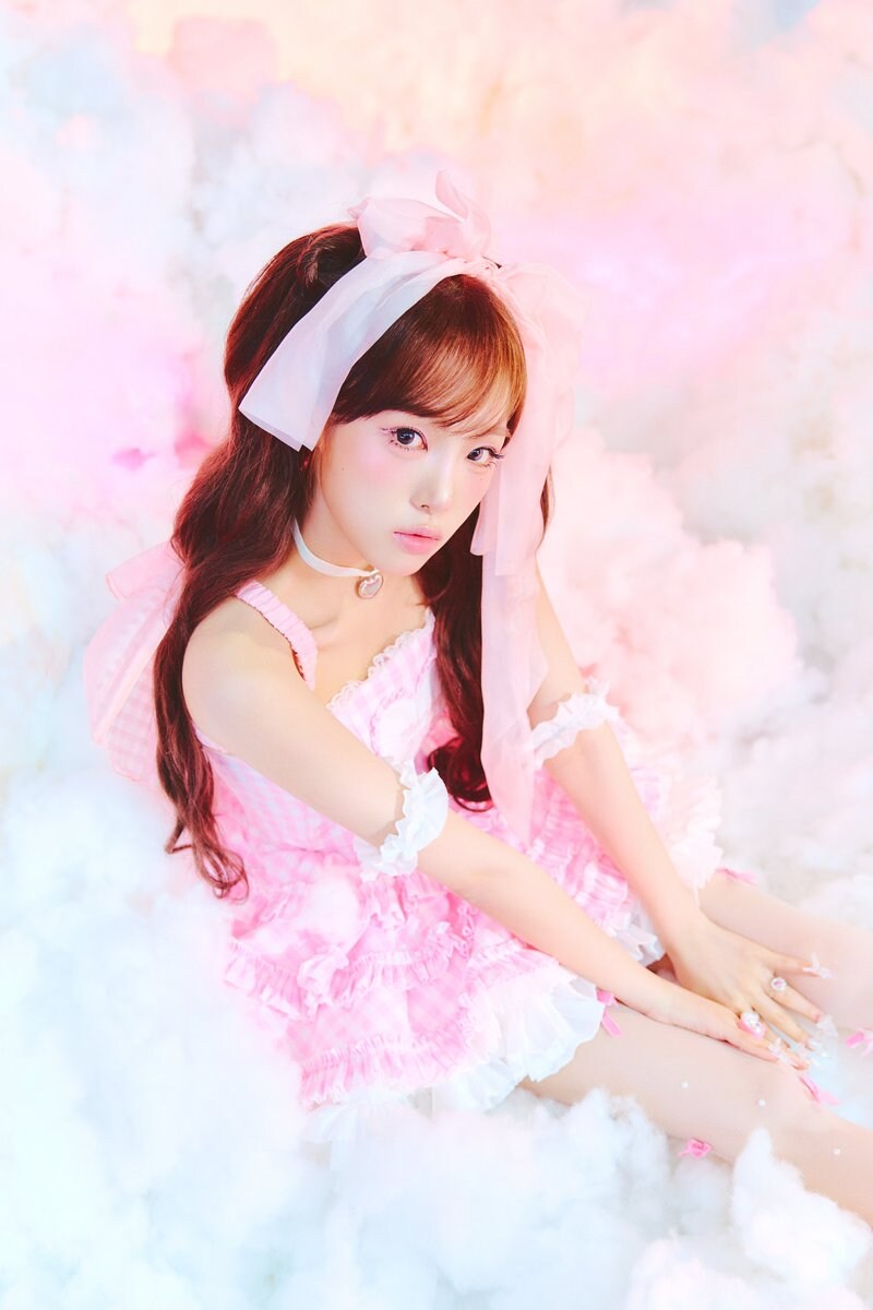 [최예나] "Blooming Wings" 콘셉트 포토_2.jpg