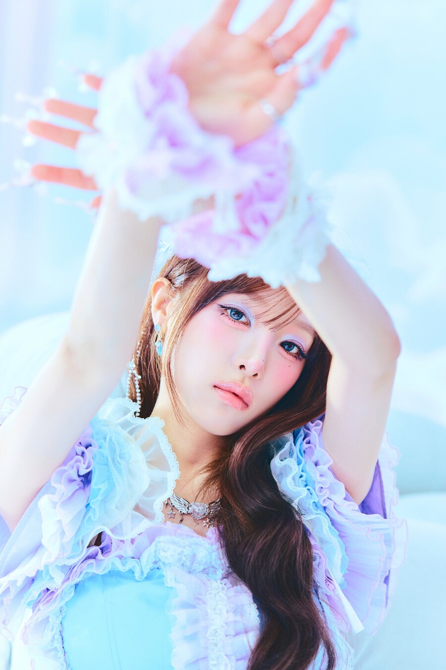 [최예나] "Blooming Wings" 콘셉트 포토_6.jpg