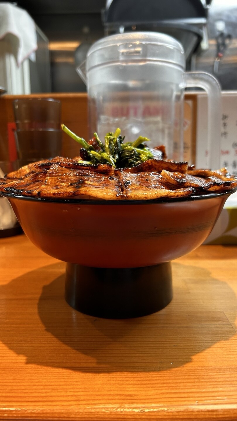 돼지대학 1kg 덮밥 도전, 속은 기분...!_11.jpg