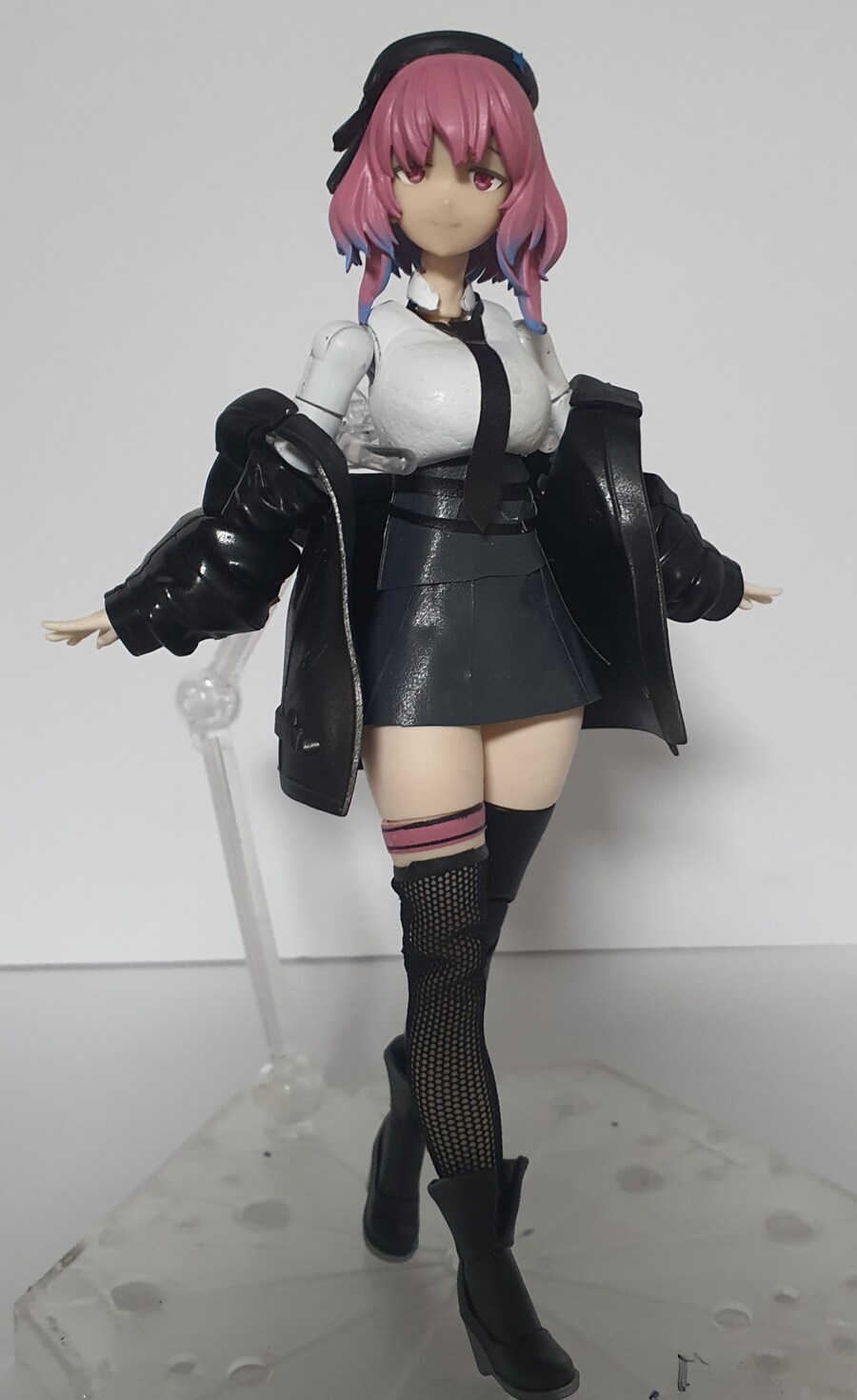 루리야! 이 프라모델이 걸어나오게 해줘_1.jpg