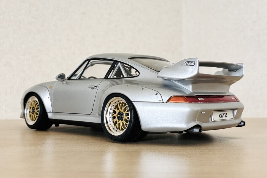 1/24 PORSCHE 911 GT2 ROAD VERSION CLUB SPORT_3.jpg
