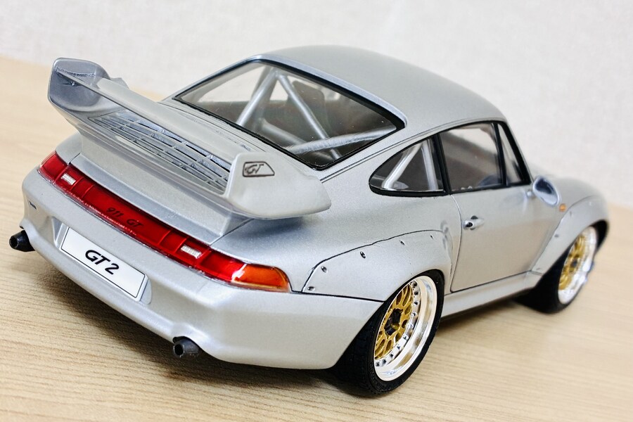 1/24 PORSCHE 911 GT2 ROAD VERSION CLUB SPORT_15.jpg