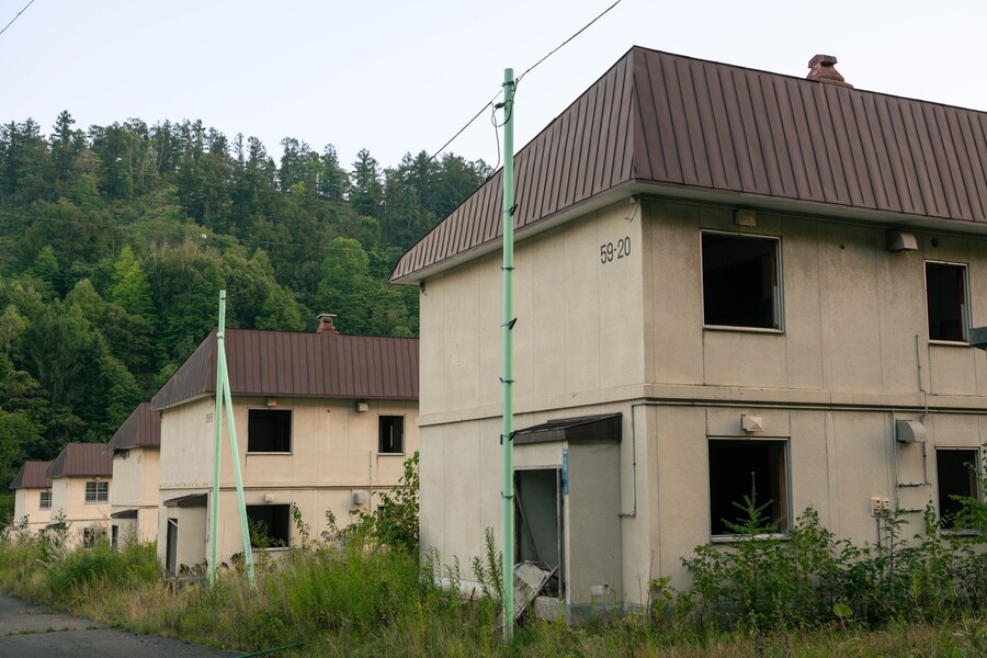 일본, 몇년전까지 사람이 있었던 유령마을🏚️🏘️_1.jpg