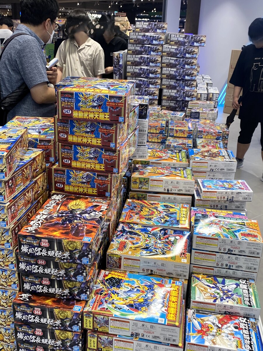 스압주의) 리뉴얼된 용산 건담베이스, 반다이남코 코리아 스토어 방문 및 후기_2.jpg