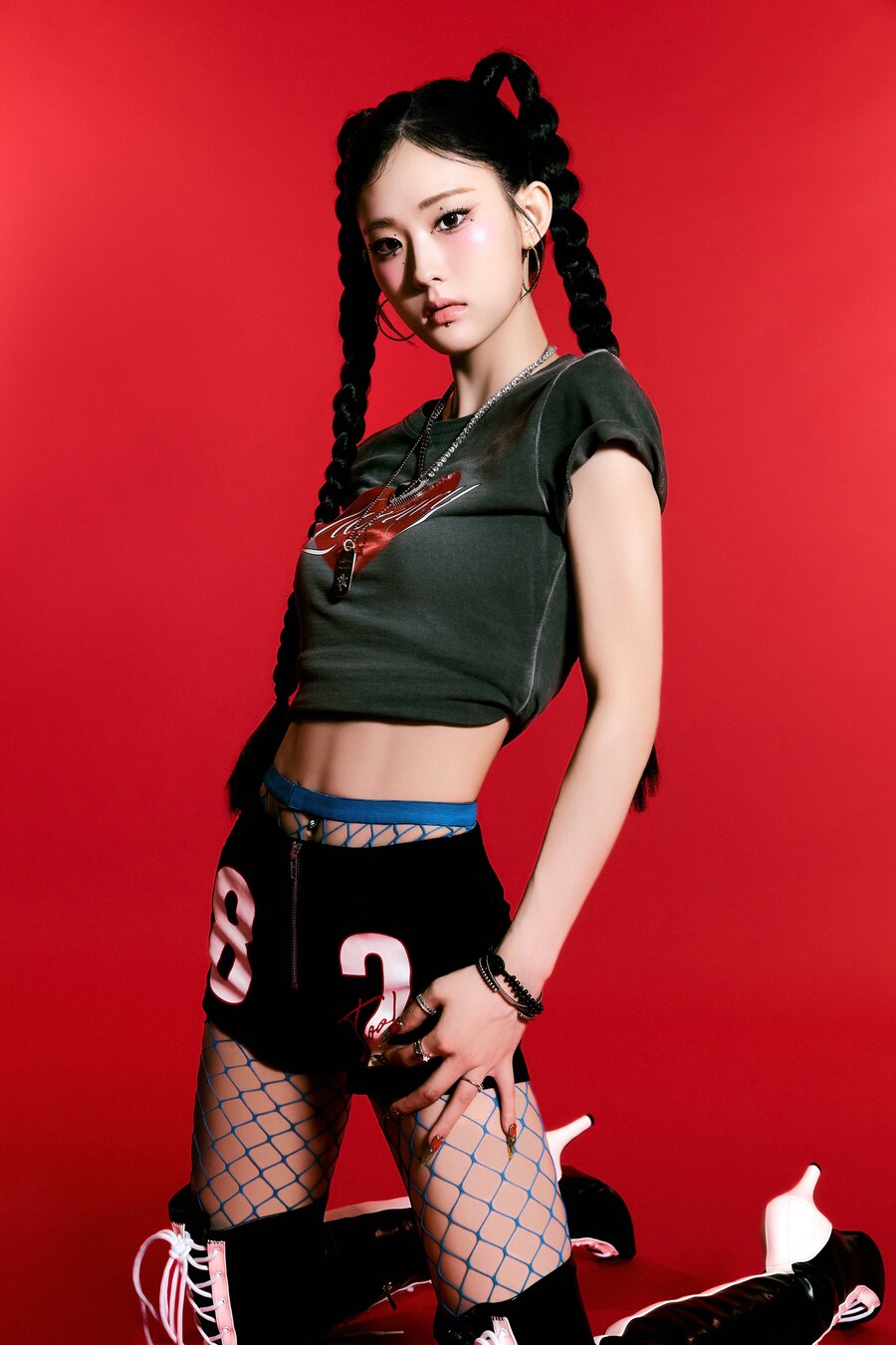 [아이칠린] "WILD CHERRY" 콘셉트 포토#2_4.jpg