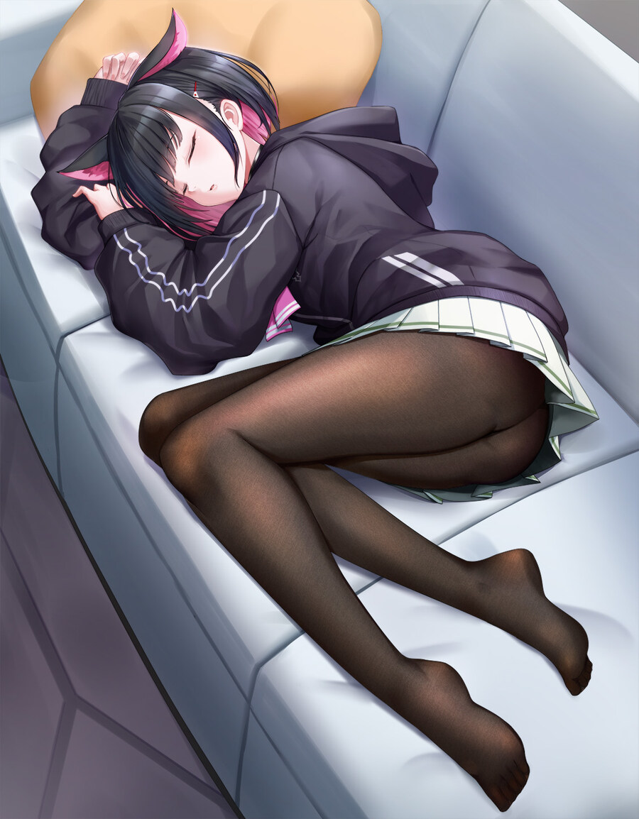 [블루아카] 선생님 쳐다보면서 잠드는 카즈사_2.jpg