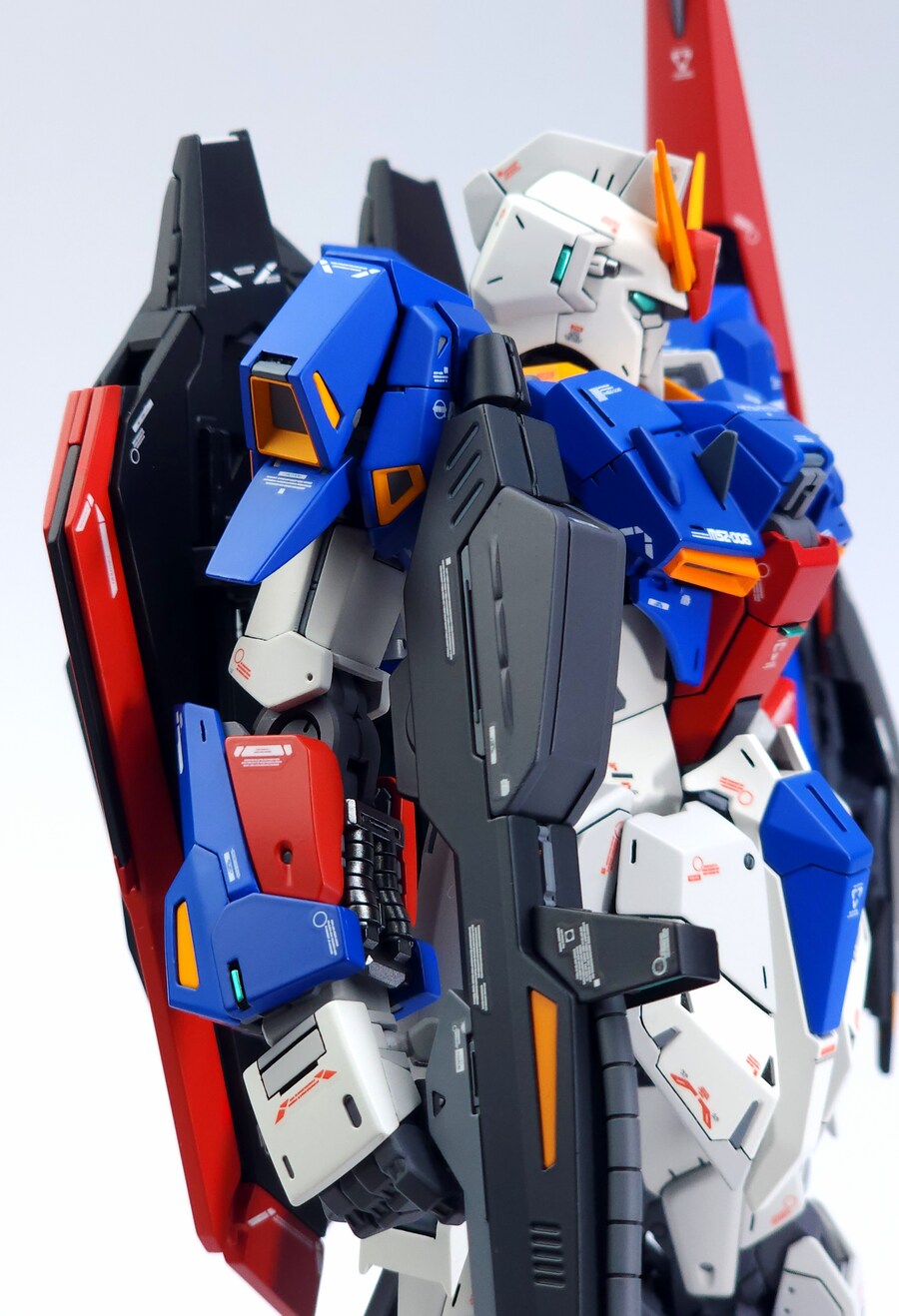 [MG] MSZ-006 Z건담 "Ver.Hong" 완성 [의뢰작]_15.jpg