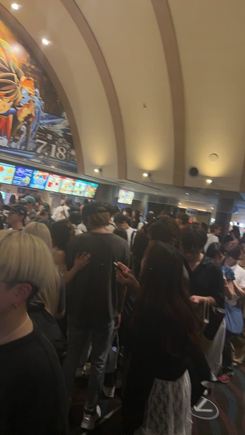 현재 한 일본 영화관 근황 ㄷㄷ_1.jpg