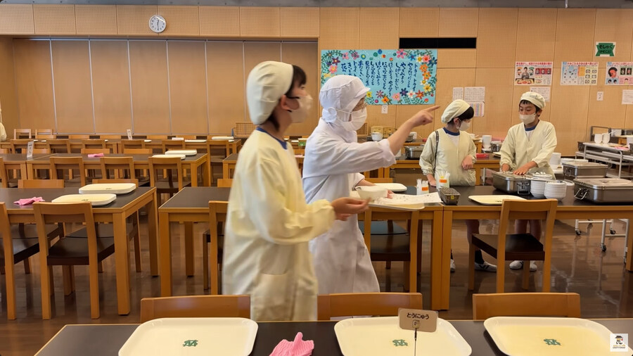 일본 초교의 급식 환경_48.jpg
