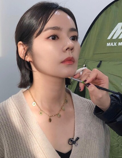 아들~ 엄마가 이뻐 여친이 이뻐?.gif._1.png