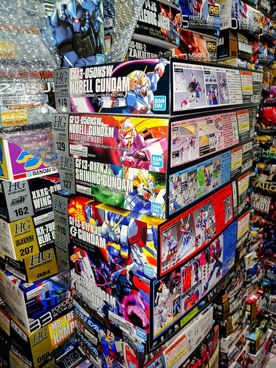 [RG] 샤이닝 건담_2.jpg