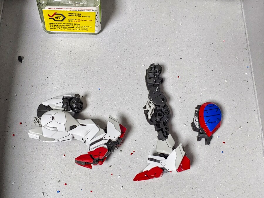 [RG] 샤이닝 건담_4.jpg