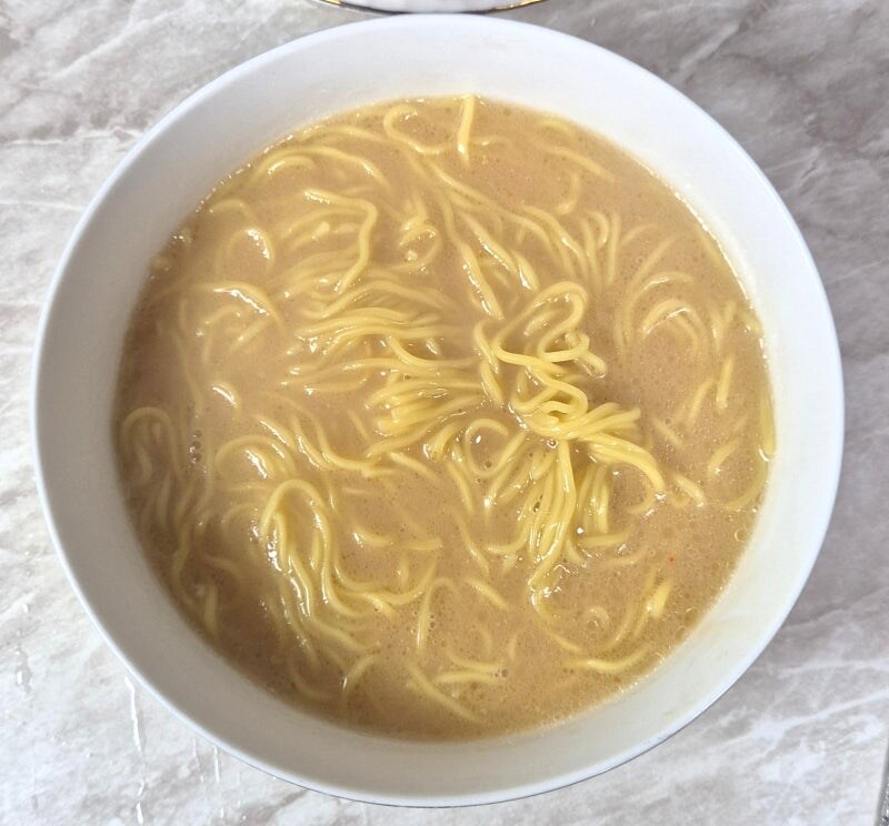 건더기 가득한 컵라면과 천지차이인 일본 봉지라면들_1.jpg