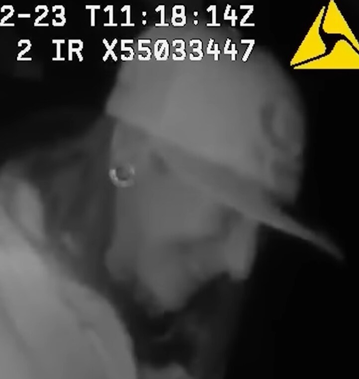 혐) 지하실에서 잘린 아들의 머리를 발견한 엄마_16.png